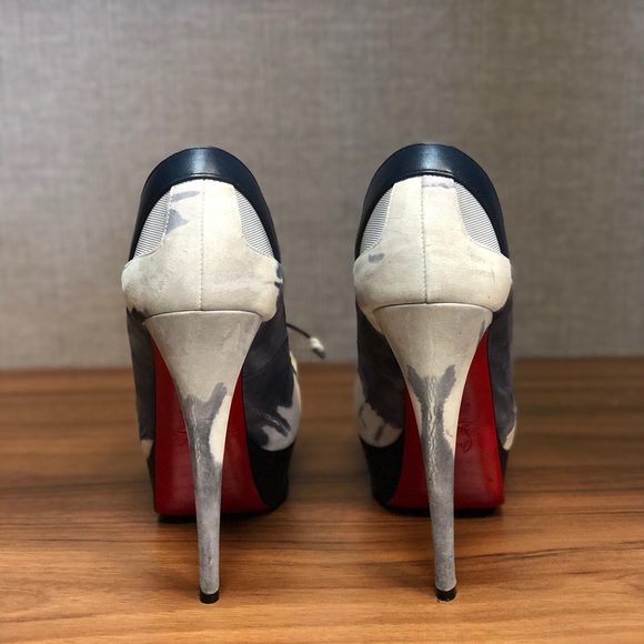 Christian Louboutin Tie Dye Peep Toe Platform - Picture 4 of 8